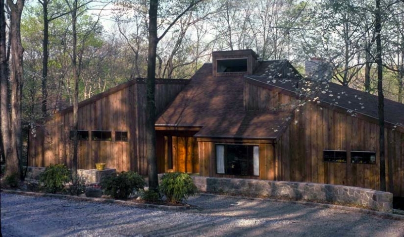 ../Images/Apple Valley Front.jpg